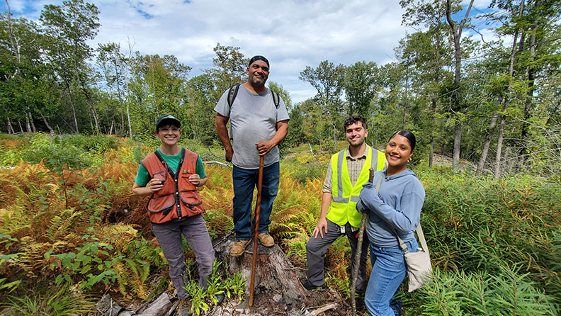 Nipmuc trailwork crew